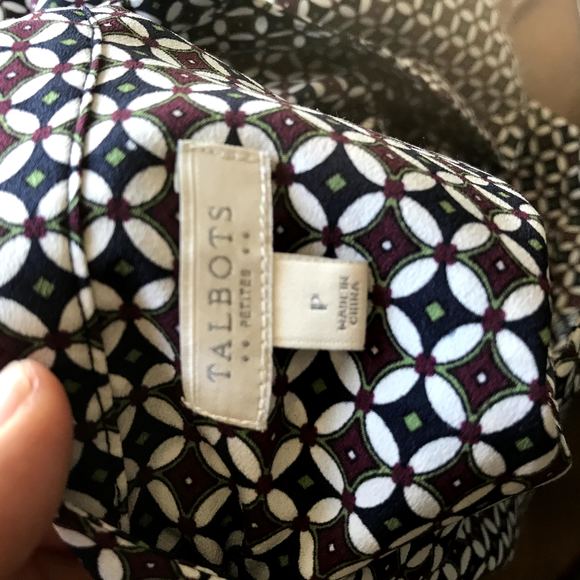 *3/$18*Talbots Long Sleeve V-Neck Blouse - Picture 3 of 5